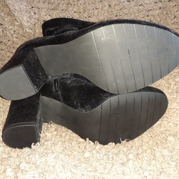 KENNETH COLE-ALYSSA BLACK Velvet Heel Boots - Picture 6 of 6